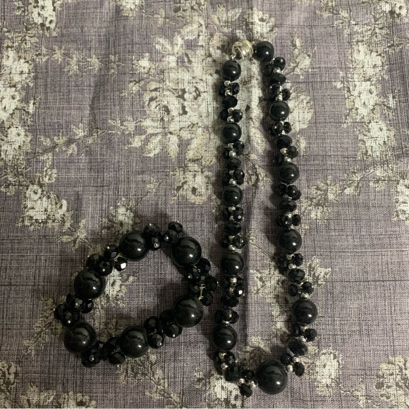 Brand New Costume Jewelry Bobble Necklace and Bracelet Set - Picture 1 of 10